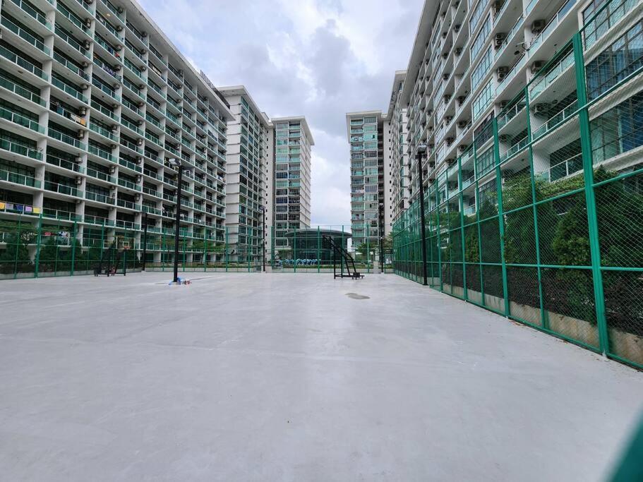 ג'והור בהרו 2-4 Pax Spacious Living @ Mount Austin, Jb #02 מראה חיצוני תמונה