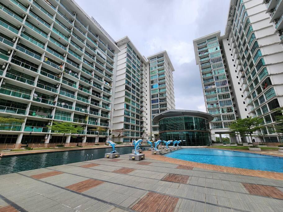 ג'והור בהרו 2-4 Pax Spacious Living @ Mount Austin, Jb #02 מראה חיצוני תמונה