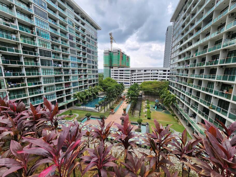ג'והור בהרו 2-4 Pax Spacious Living @ Mount Austin, Jb #02 מראה חיצוני תמונה